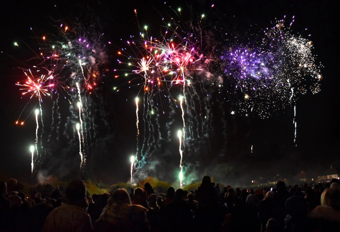 How FIXR solved the issue of queues for Beckenham Fireworks